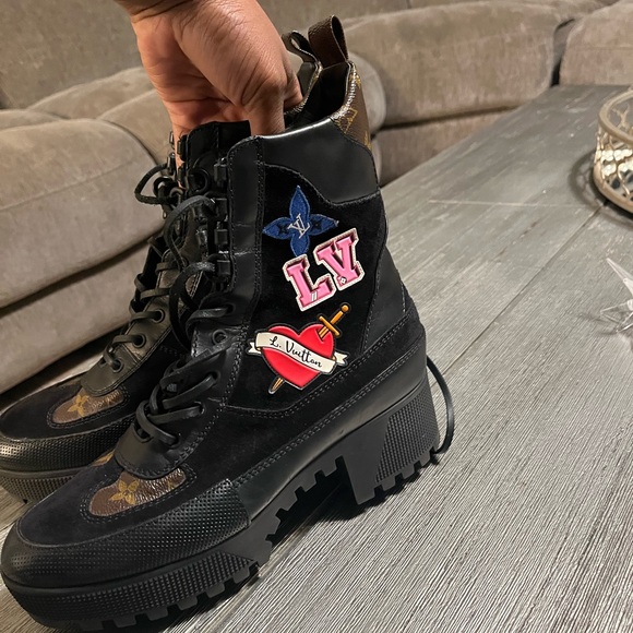 LV Boots - Picture 1 of 6